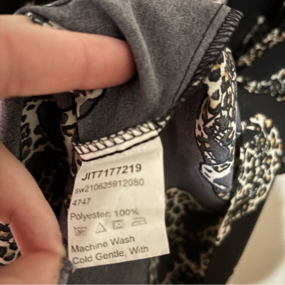 🔥5 for $25🔥 Emery Rose Plus Size Leopard Skull Print Goth Dress - Picture 4 of 7